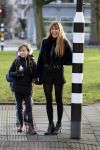 Amsterdam 10 januari 2017 
Beeretje v Beers met dochter op de apollolaan