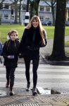 Amsterdam 10 januari 2017 
Beeretje v Beers met dochter op de apollolaan