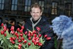 Amsterdam 21 januari 2017 
Boer Tom Groot bij event met tulpen bij paleis op de dam.