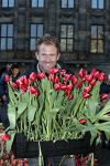 Amsterdam 21 januari 2017 
Boer Tom Groot bij event met tulpen bij paleis op de dam.