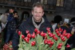 Amsterdam 21 januari 2017 
Boer Tom Groot bij event met tulpen bij paleis op de dam.