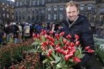 Amsterdam 21 januari 2017 
Boer Tom Groot bij event met tulpen bij paleis op de dam.