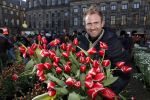 Amsterdam 21 januari 2017 
Boer Tom Groot bij event met tulpen bij paleis op de dam.
