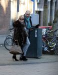 Amsterdam 19 januari 2017 
Connie Witteman met partner Eugene v Dun op de cornelis schuytstraat