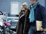Amsterdam 21 januari 2017  
Connie Witteman met partner Eugene v Dun op de cornelis schuytstraat.