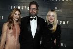 Amsterdam 9 januari 2016
Premiere Brimstone in Tuschinski met oa Emilia Jones en Dakota Fanning gemaakt door regisseur Martin Koolhoven .
Dakota Fanning en Emilia Jones en Martin Koolhoven