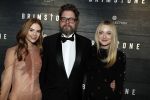 Amsterdam 9 januari 2016
Premiere Brimstone in Tuschinski met oa Emilia Jones en Dakota Fanning gemaakt door regisseur Martin Koolhoven .
Dakota Fanning en Emilia Jones en Martin Koolhoven