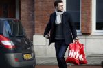Amsterdam 15 januari 2017
Dexter van der Voorn de vriend van Eva Jinek doet boodschappen en gaat naar huis Eva