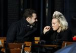 Amsterdam 21 januari 2017  
Eva Jinek met vriend Dexter van der Voorn op de beethovenstraat.