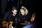 Amsterdam 21 januari 2017  
Eva Jinek met vriend Dexter van der Voorn op de beethovenstraat.