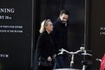 Amsterdam 21 januari 2017  
Eva Jinek met vriend Dexter van der Voorn op de beethovenstraat.