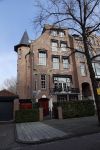 Amsterdam 18 januari 2017
Dit pand huis is waar  Frank Rijkaard en zijn vrouw Stephanie nu wonen. Het pand ligt aan het vondelpark