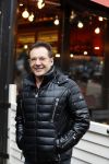 Amsterdam 29 januari 2017 
Surprise party Harry Mens vanwege zijn 70e verjaardag. Het werd gevierd op het leidse plein. Gerard Joling