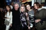 Amsterdam 29 januari 2017 
Surprise party Harry Mens vanwege zijn 70e verjaardag. Het werd gevierd op het leidse plein. Harry met zijn dochters vlnr Nour Suze Marlous en Sarah