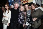 Amsterdam 29 januari 2017 
Surprise party Harry Mens vanwege zijn 70e verjaardag. Het werd gevierd op het leidse plein. Harry met zijn dochters vlnr Nour Suze Marlous en Sarah