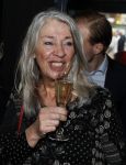 Amsterdam 29 januari 2017 
Surprise party Harry Mens vanwege zijn 70e verjaardag. Het werd gevierd op het leidse plein. Harry met zijn nieuwe oude vriendin Juul