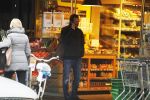 Amsterdam 24 januari 2017
Jacob Derwig bellend bij supermarkt