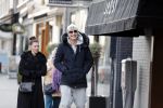 Amsterdam 28 januari 2017 
Lange Frans met zijn (ex) vrouw Danielle v Aalderen in amsterdam zuid