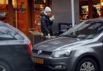 Amsterdam 30 januari 2017  
Lil Kleine in zijn nieuwe Range Rover sport. Hij koopt broodjes bij de hergo