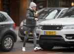 Amsterdam 30 januari 2017  
Lil Kleine in zijn nieuwe Range Rover sport. Hij koopt broodjes bij de hergo