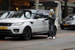 Amsterdam 30 januari 2017  
Lil Kleine in zijn nieuwe Range Rover sport. Hij koopt broodjes bij de hergo
