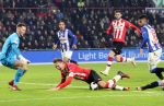 Eindhoven, 22 Januari 2017 
Kompetitiewedstrijd PSV-SC Heerenveen, eindstand 4-3
Luuk de Jong wprdt onderuit gehaald door Doke Schmidt, Penalty wordt gemist door Gaston Pereiro.