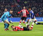 Eindhoven, 22 Januari 2017 
Kompetitiewedstrijd PSV-SC Heerenveen, eindstand 4-3
Luuk de Jong wprdt onderuit gehaald door Doke Schmidt, Penalty wordt gemist door Gaston Pereiro.