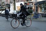Amsterdam 21 januari 2017
Mari v d Ven op zijn electrische fiets