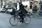 Amsterdam 21 januari 2017
Mari v d Ven op zijn electrische fiets