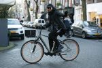 Amsterdam 21 januari 2017
Mari v d Ven op zijn electrische fiets