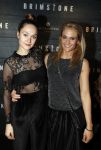 Amsterdam 9 januari 2016
Premiere Brimstone in Tuschinski met oa Emilia Jones en Dakota Fanning gemaakt door regisseur Martin Koolhoven .
Melody Klaver met een vriendin