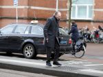 Amsterdam 15 januari 2017 
Remco Campert op straat en in de tram