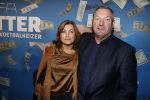 Hoorn 16 januari 2017
Premiere van FIFA Blatter, de val van de voetbalkeizer, in Schouwburg Het Park in Hoorn. Ron jans met vrouw