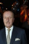 Amsterdam 29 januari 2017 
Surprise party Harry Mens vanwege zijn 70e verjaardag. Het werd gevierd op het leidse plein. Marijke Helwegen met Theo Hiddema
