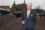 Amsterdam 29 januari 2017 
Surprise party Harry Mens vanwege zijn 70e verjaardag. Het werd gevierd op het leidse plein. Theo Hiddema