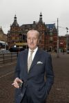 Amsterdam 29 januari 2017 
Surprise party Harry Mens vanwege zijn 70e verjaardag. Het werd gevierd op het leidse plein. Theo Hiddema
