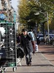Amsterdam 23 oktober 2016
Youp van t Hek doet boodschappen bij Albert Heyn AH
