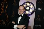 Scheveningen 24 januari 2018
Uitreiking musical awards in circustheater. Albert Verlinde met een vriend