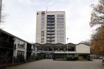 Wageningen 25 november 2017
Alexander Pechtold woont in Aoppartement wat op zijn huis ( waar zijn vrouw woont) uitkijkt