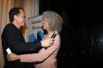 Amsterdam 10 januari 2018
Boekpresentatie Antoinette Beumer. Antoinette reikt het boek uit aan Femke Halsema.