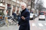 Amsterdam 20 januari 2018
Bram Moszkowicz op straat in Amsterdam zuid.