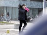 Den Haag 13 januari 2018 
De ouders  (vader en moeder ) van Barbie verlaten het ziekenhuis. Chiel Harten