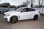 Rotterdam 24 januari 2018 
Andre Hazes met zijn beste vriend PA en chauffeur Djarno Hofland