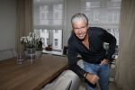 Amsterdam 11 januari 2018 
Dries Roelvink thuis in zijn appartement