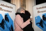 Amsterdam 10 januari 2018
Boekpresentatie Antoinette Beumer. Antoinette reikt het boek uit aan Femke Halsema.