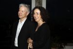 Amsterdam 10 januari 2018
Boekpresentatie Antoinette Beumer. Antoinette reikt het boek uit aan Femke Halsema. Femke Halsema met partner Robert Oey