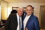 Uden 5 januari 2018
Start Tour de Frans in Theater Markant van Frans Bauer. Zoon Christiaan broer Dorus en zijn moeder zijn aanwezig. Beveiliger Charlie Jansen
