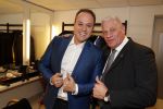 Uden 5 januari 2018
Start Tour de Frans in Theater Markant van Frans Bauer. Zoon Christiaan broer Dorus en zijn moeder zijn aanwezig. Beveiliger Charlie Jansen