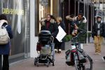 Amsterdam 17 januari 2018
Georginio Wijnaldum met zijn vriendin en zoonJacian Emile Wijnaldum op de pc hooftstraat