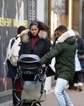 Amsterdam 17 januari 2018
Georginio Wijnaldum met zijn vriendin en zoonJacian Emile Wijnaldum op de pc hooftstraat